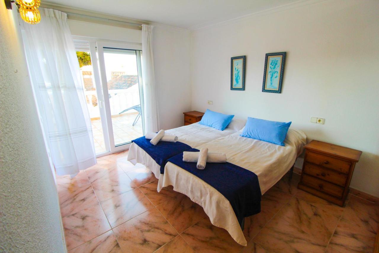 Great Villa, Sea Views, 20 Secs Walk To The Beach, Bbq, 9 People, 5 Mins Car From Alicante City Center, Sailing Club 3 Mins Walk Esterno foto