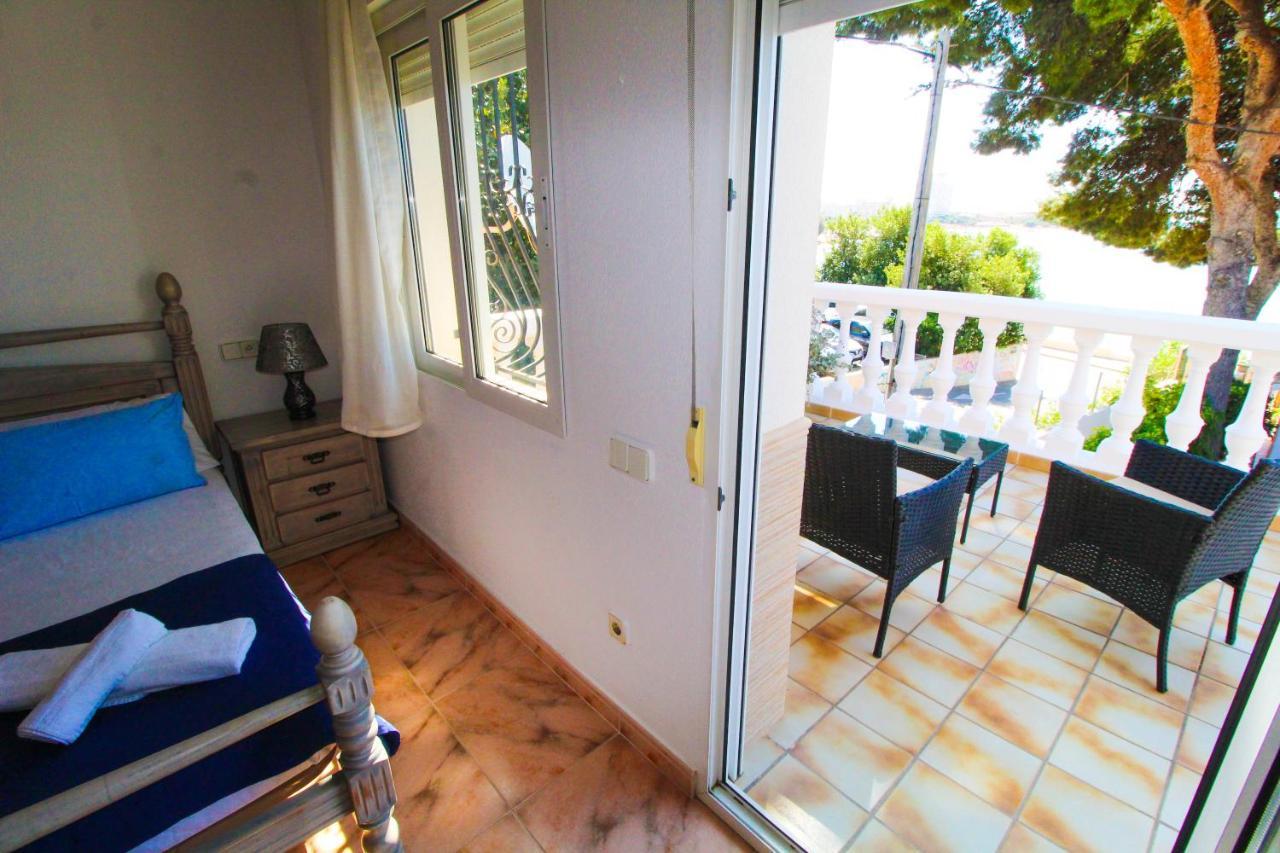 Great Villa, Sea Views, 20 Secs Walk To The Beach, Bbq, 9 People, 5 Mins Car From Alicante City Center, Sailing Club 3 Mins Walk Esterno foto