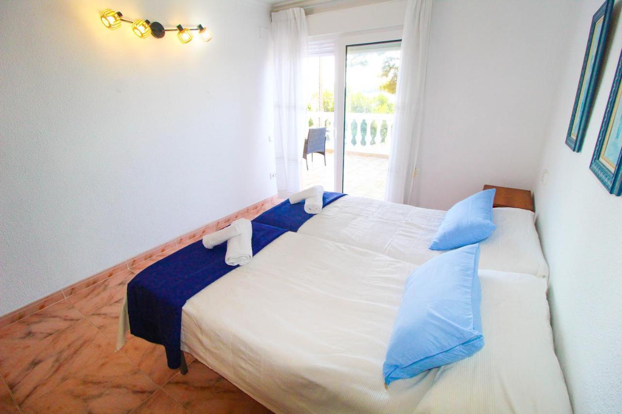 Great Villa, Sea Views, 20 Secs Walk To The Beach, Bbq, 9 People, 5 Mins Car From Alicante City Center, Sailing Club 3 Mins Walk Esterno foto