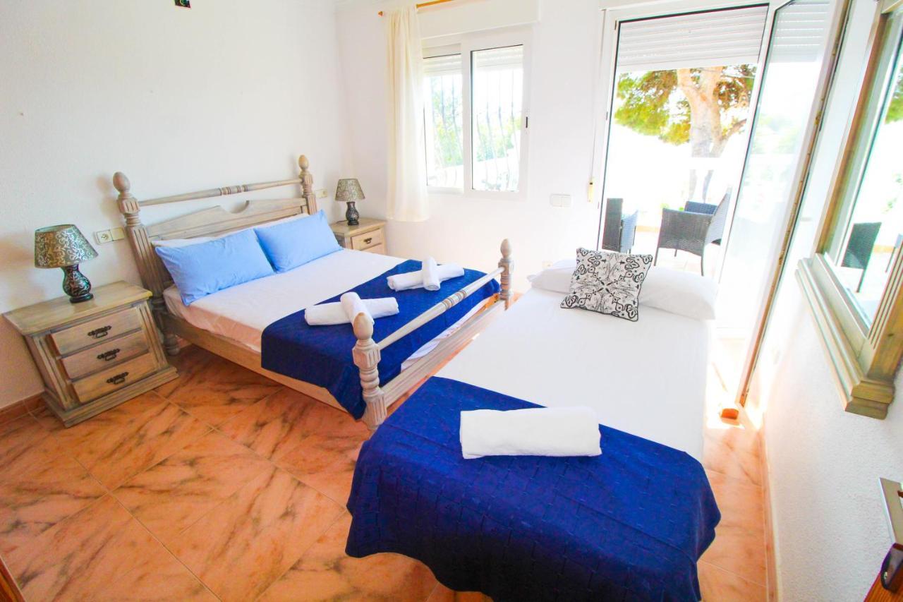 Great Villa, Sea Views, 20 Secs Walk To The Beach, Bbq, 9 People, 5 Mins Car From Alicante City Center, Sailing Club 3 Mins Walk Esterno foto